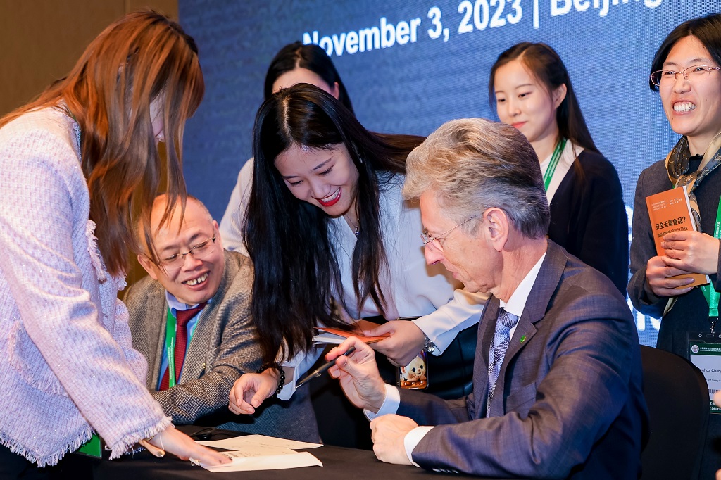 Headerbild Krska Signierstunde